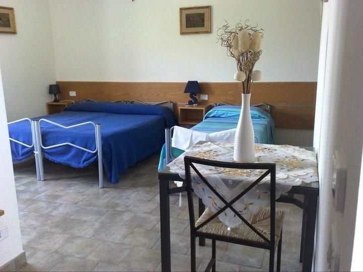فيلا Locanda Dell'Asino D'Oro سولمونا الغرفة الصورة